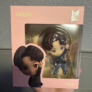 TinyTAN Suga Figure